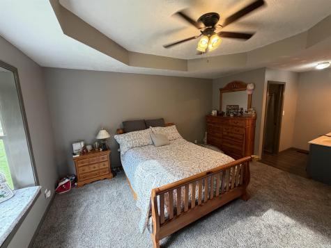 1934 N 950 Parker City IN 47368