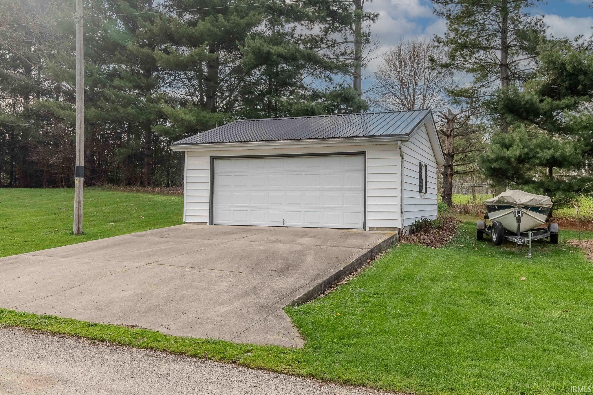 1125 S 495 E Lagrange IN 46761