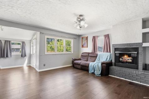 7605 W Forest Avenue Warsaw IN 46582