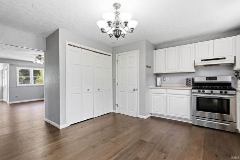 7605 W Forest Avenue Warsaw IN 46582