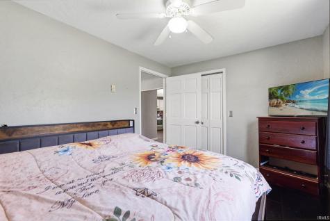 7605 W Forest Avenue Warsaw IN 46582