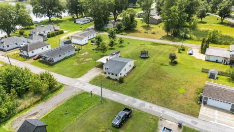 7605 W Forest Avenue Warsaw IN 46582