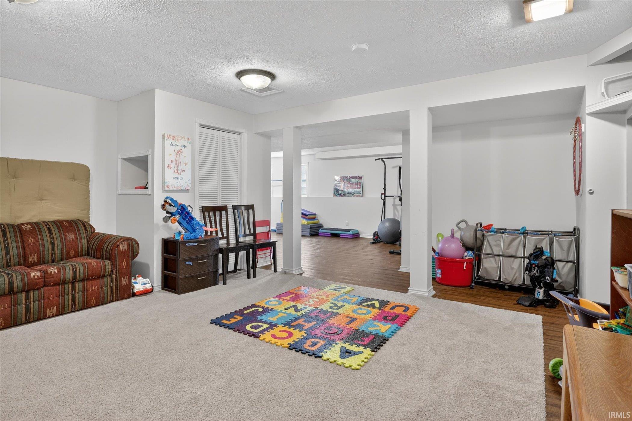 51801 Westport Court Granger IN 46530