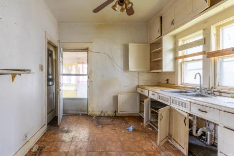 3525 S Harrison Street Fort Wayne IN 46807