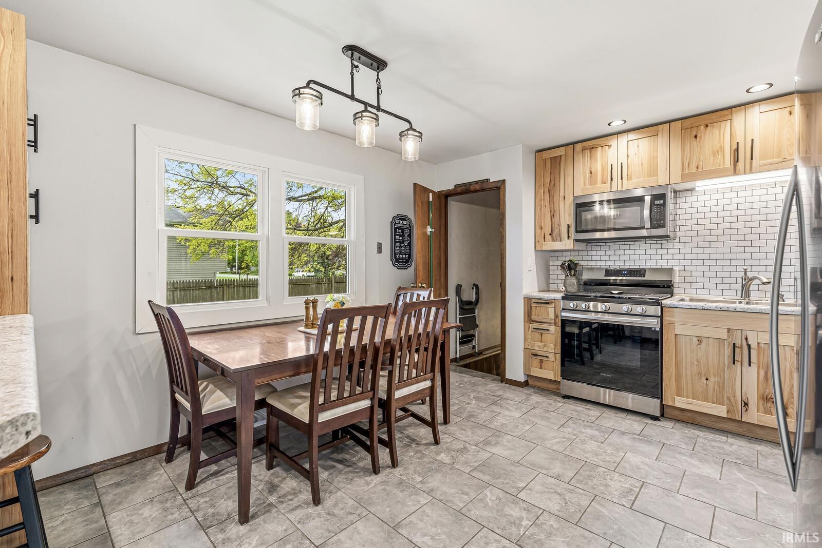 13480 Esther Avenue Mishawaka IN 46545