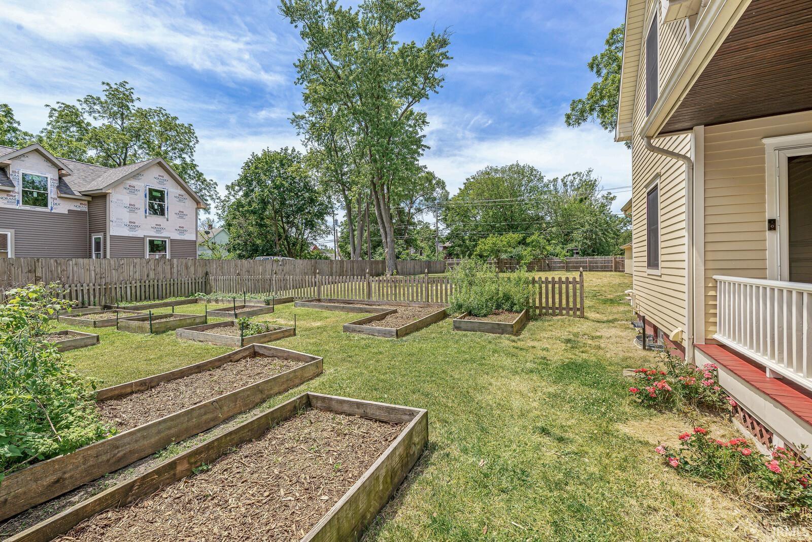 621 N Scott Street South Bend IN 46616