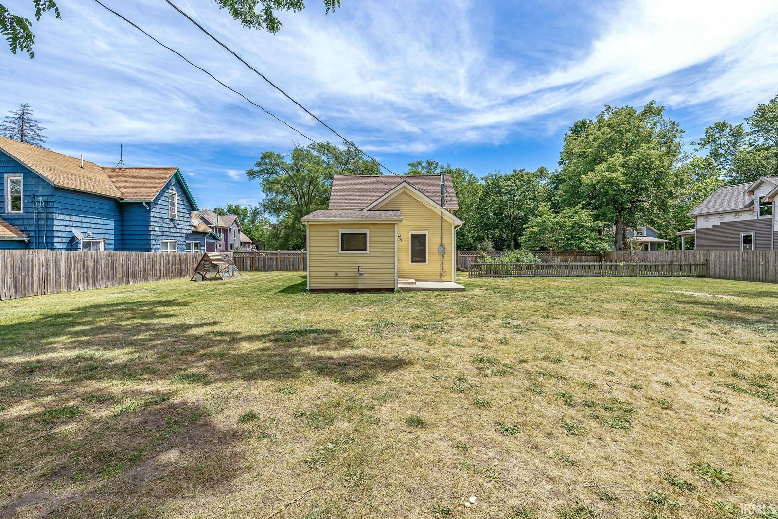 621 N Scott Street South Bend IN 46616