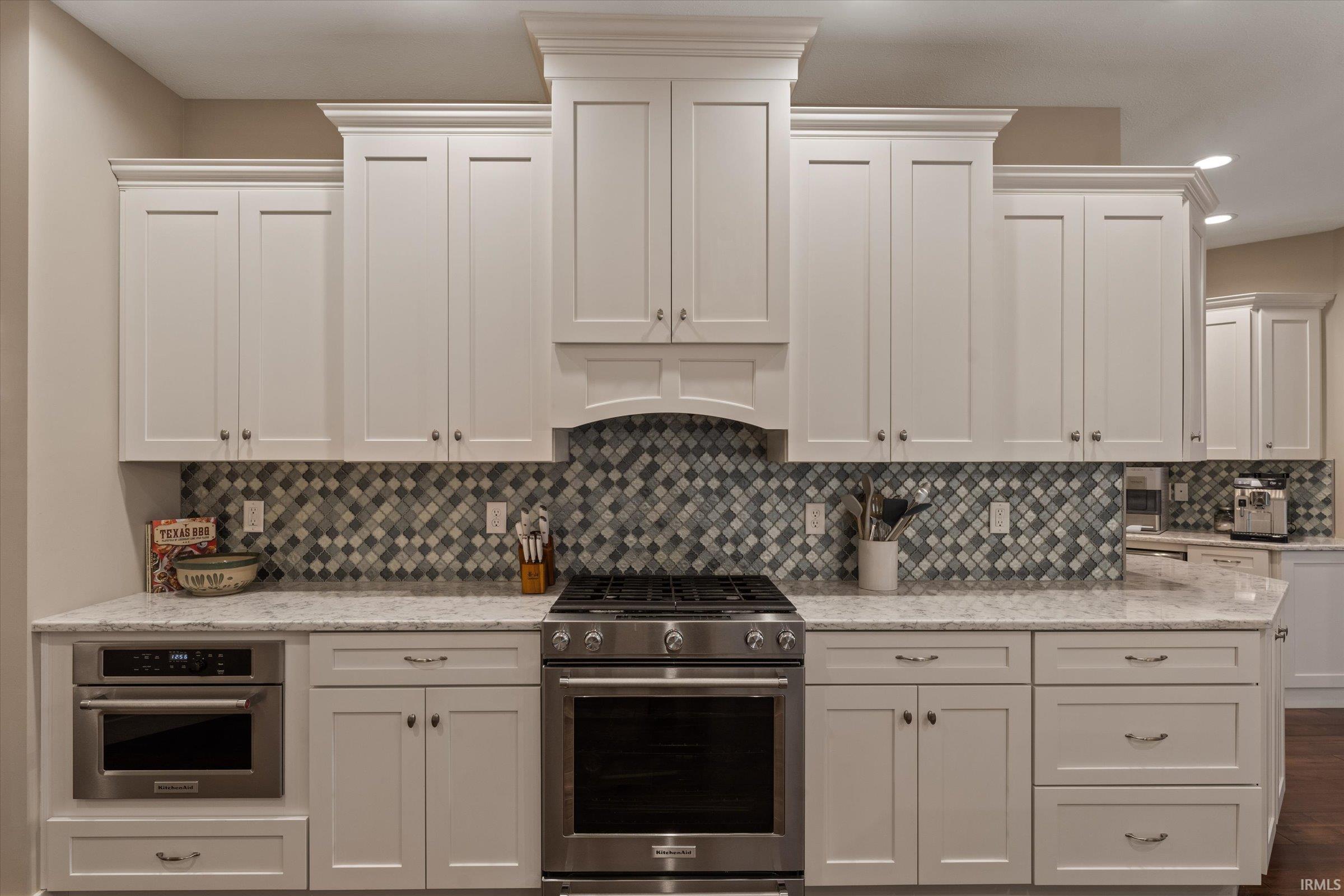 13998 Shavano Peak Drive Middlebury IN 46540