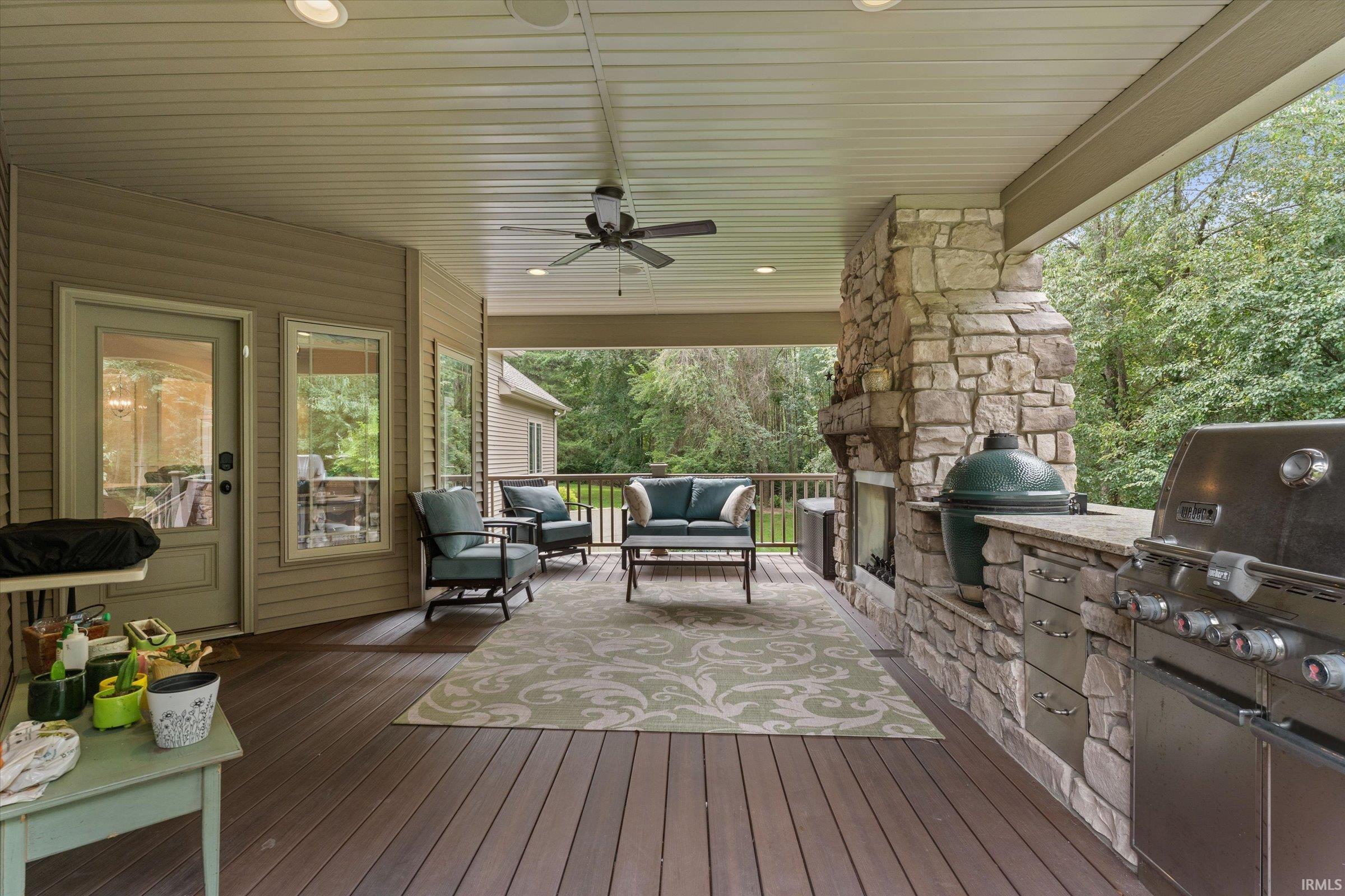 13998 Shavano Peak Drive Middlebury IN 46540
