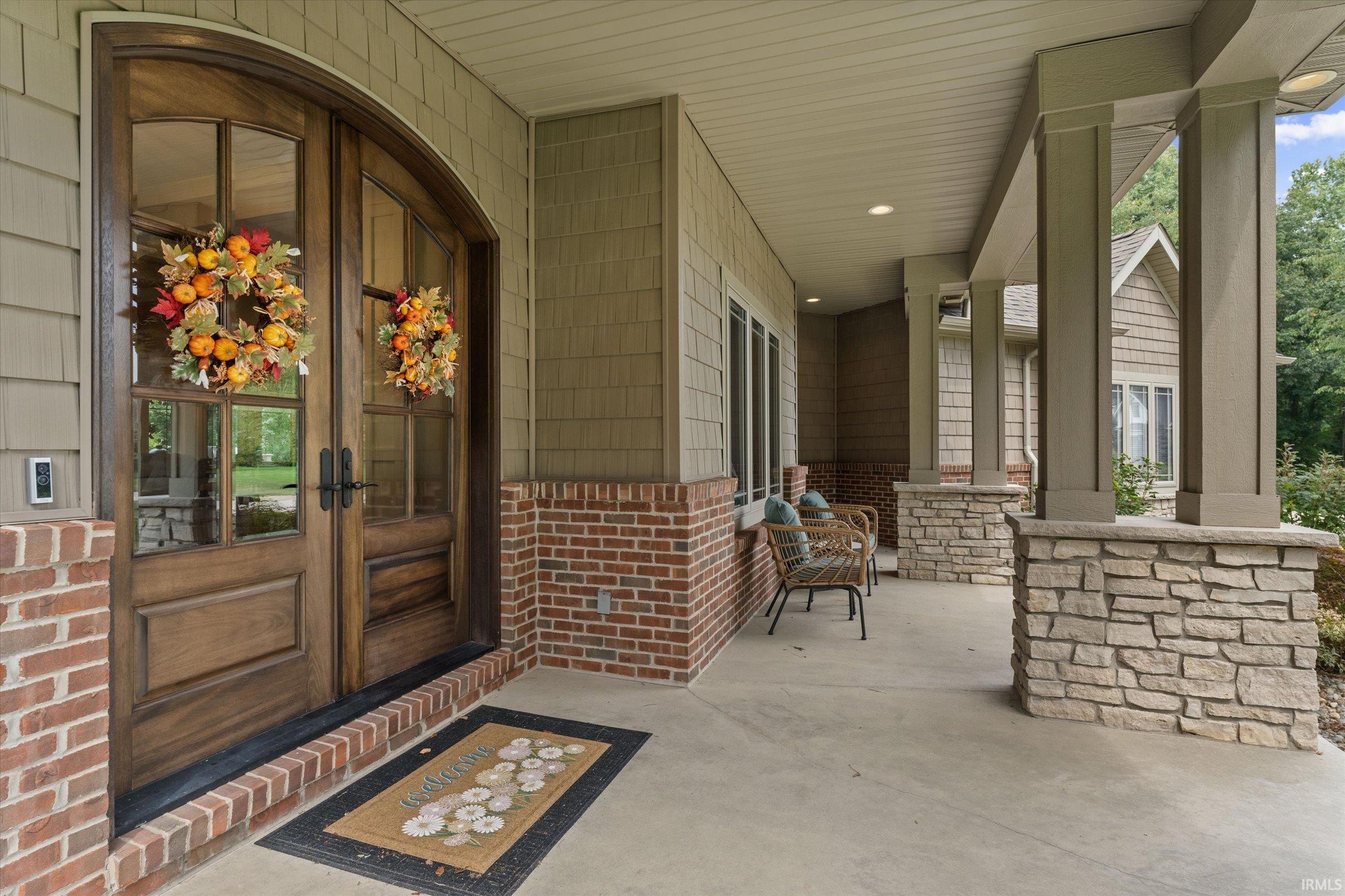 13998 Shavano Peak Drive Middlebury IN 46540