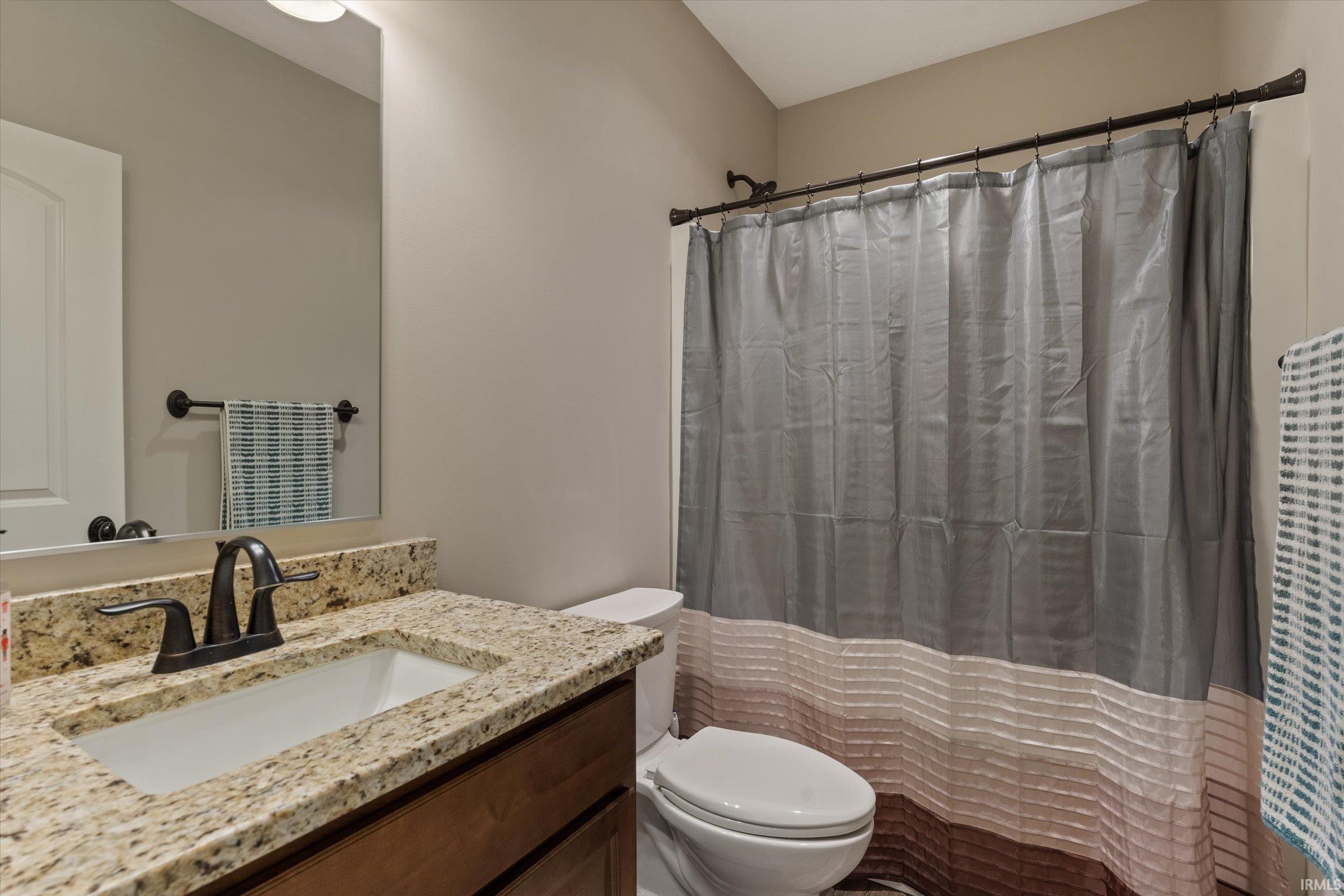 13998 Shavano Peak Drive Middlebury IN 46540