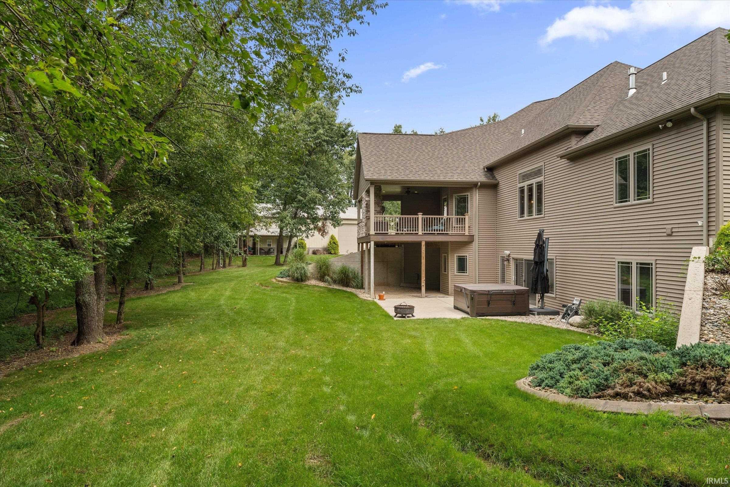 13998 Shavano Peak Drive Middlebury IN 46540