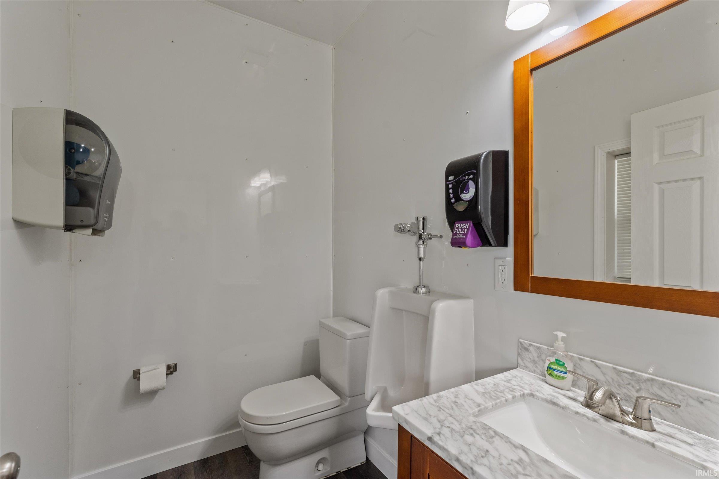 13998 Shavano Peak Drive Middlebury IN 46540