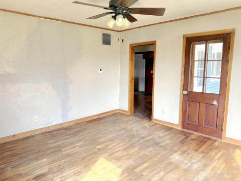 1323 E Roush Street Young America IN 46998