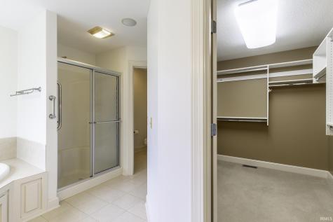 8119 Inverness Lakes Trail Fort Wayne IN 46804