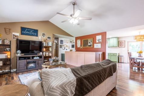 18620 Monticello Drive Goshen IN 46528