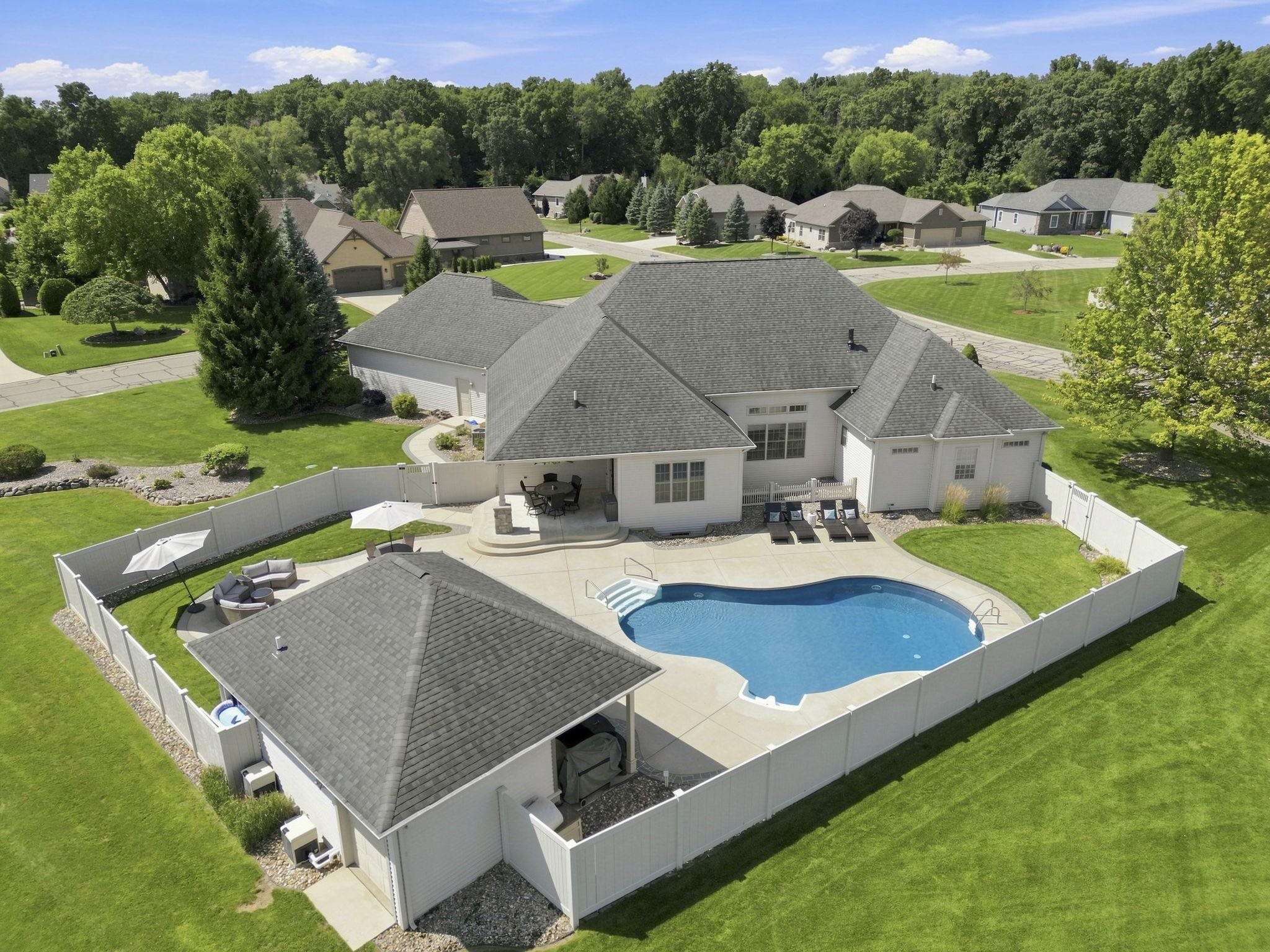 30306 Copperfield Lane Granger IN 46530