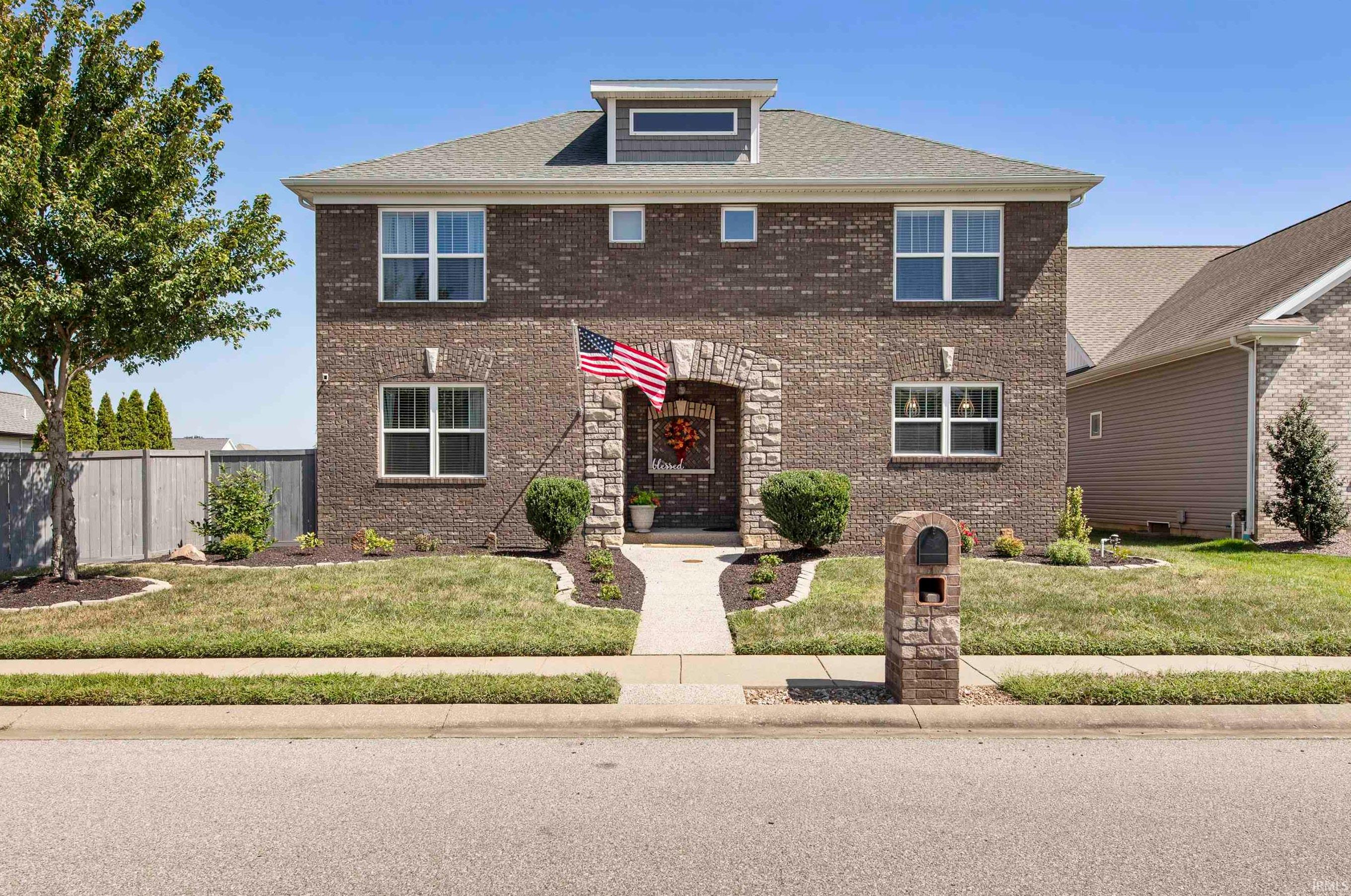 Evansville IN, 15333 Reading Drive