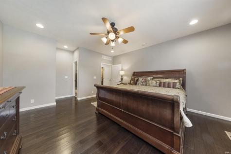 15333 Reading Drive Evansville IN 47725