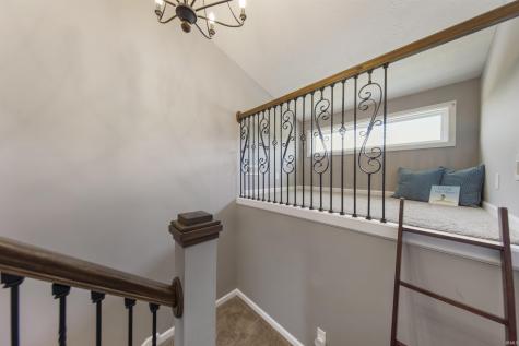15333 Reading Drive Evansville IN 47725