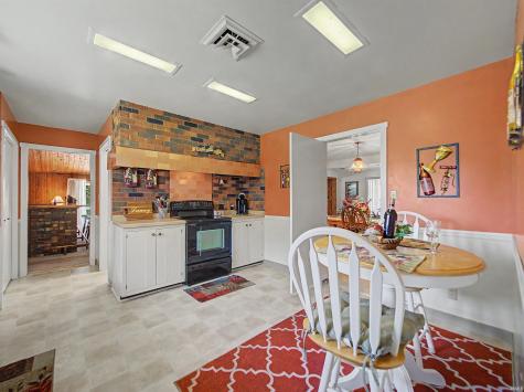 9615 Old State Road Evansville IN 47711