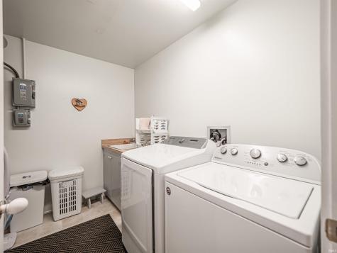 9615 Old State Road Evansville IN 47711