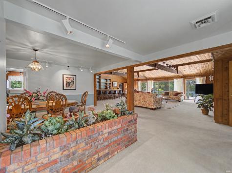 9615 Old State Road Evansville IN 47711