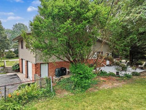 53175 Osage Drive South Bend IN 46637