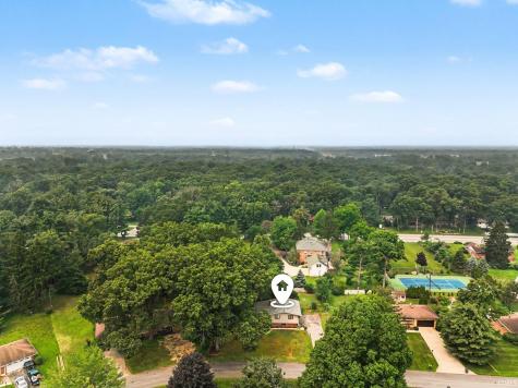53175 Osage Drive South Bend IN 46637