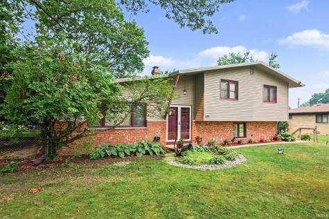 53175 Osage Drive South Bend IN 46637