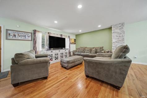 53175 Osage Drive South Bend IN 46637