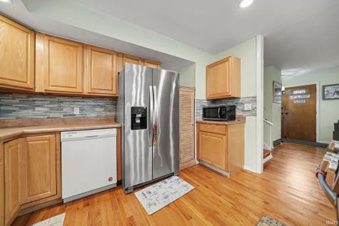 53175 Osage Drive South Bend IN 46637