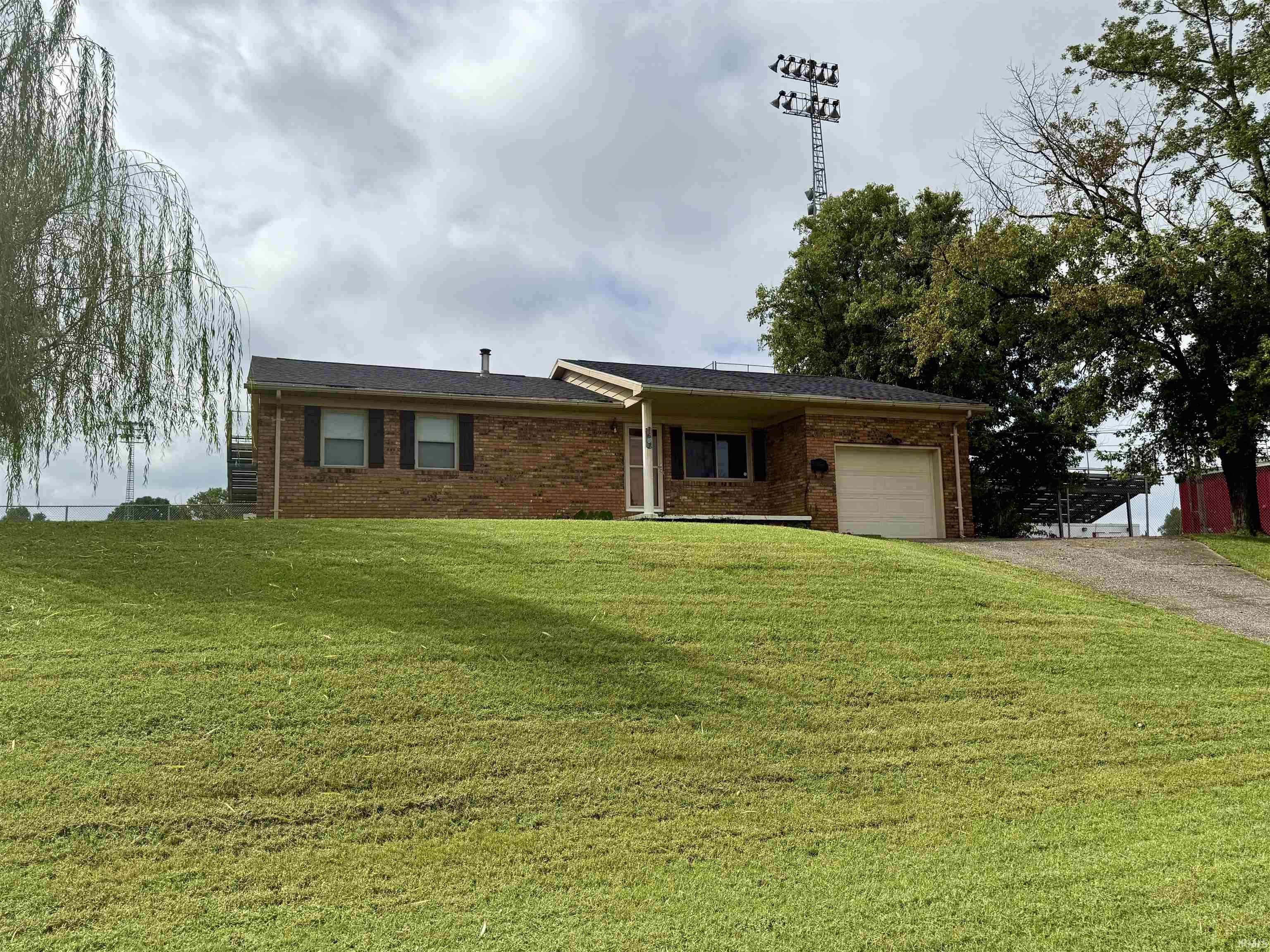 1607 Fulton Street Tell City IN 47586
