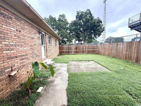 1607 Fulton Street Tell City IN 47586