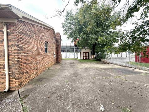 1607 Fulton Street Tell City IN 47586