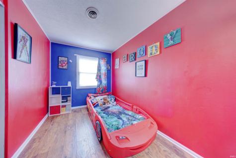 525 W Mill Road Evansville IN 47710