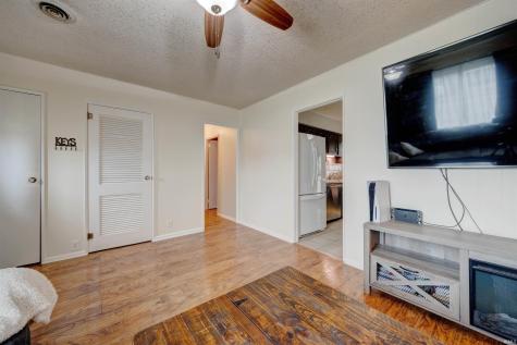 525 W Mill Road Evansville IN 47710