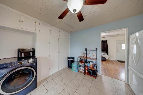 525 W Mill Road Evansville IN 47710