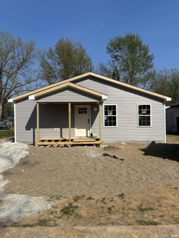 617 S Indiana Street Bicknell IN 47512