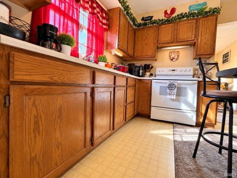 2512 Washington Avenue Bedford IN 47421