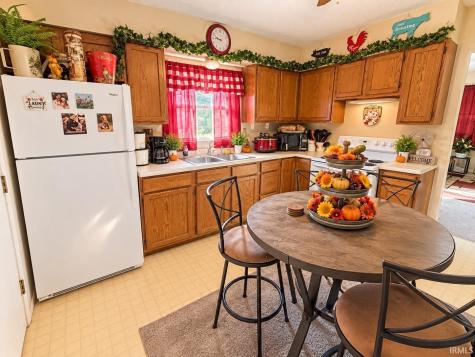 2512 Washington Avenue Bedford IN 47421