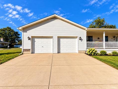 2512 Washington Avenue Bedford IN 47421