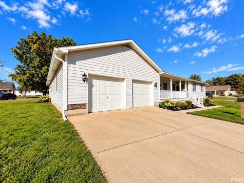 2512 Washington Avenue Bedford IN 47421