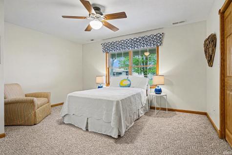 1920 W 570 N Howe IN 46746