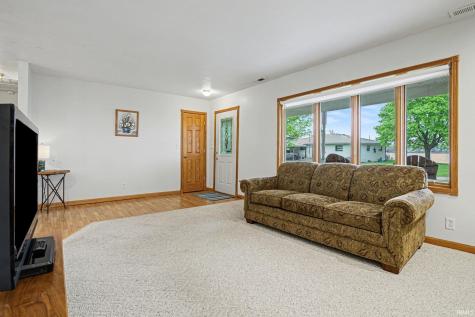 1920 W 570 N Howe IN 46746