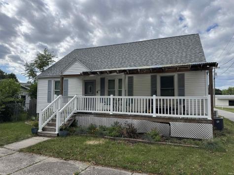 109 E Roe Ossian IN 46777