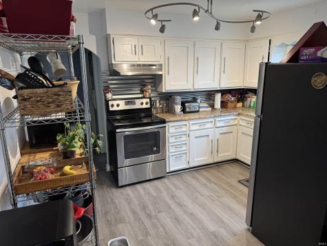 109 E Roe Ossian IN 46777