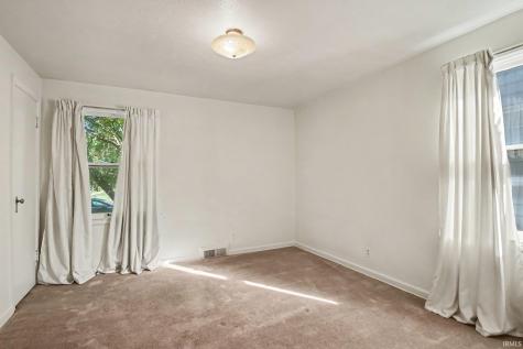 1321 Leeper Avenue South Bend IN 46617