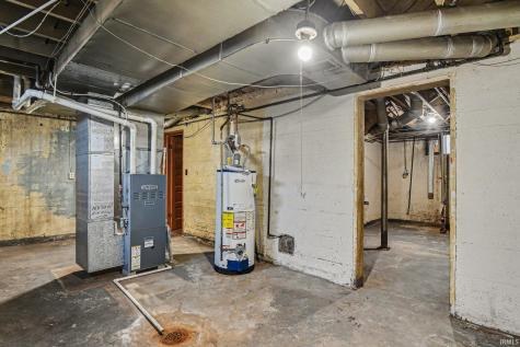 1321 Leeper Avenue South Bend IN 46617