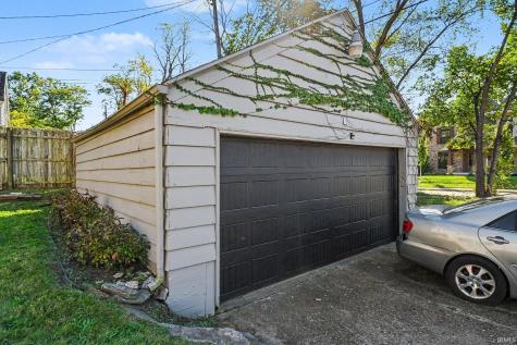 1321 Leeper Avenue South Bend IN 46617